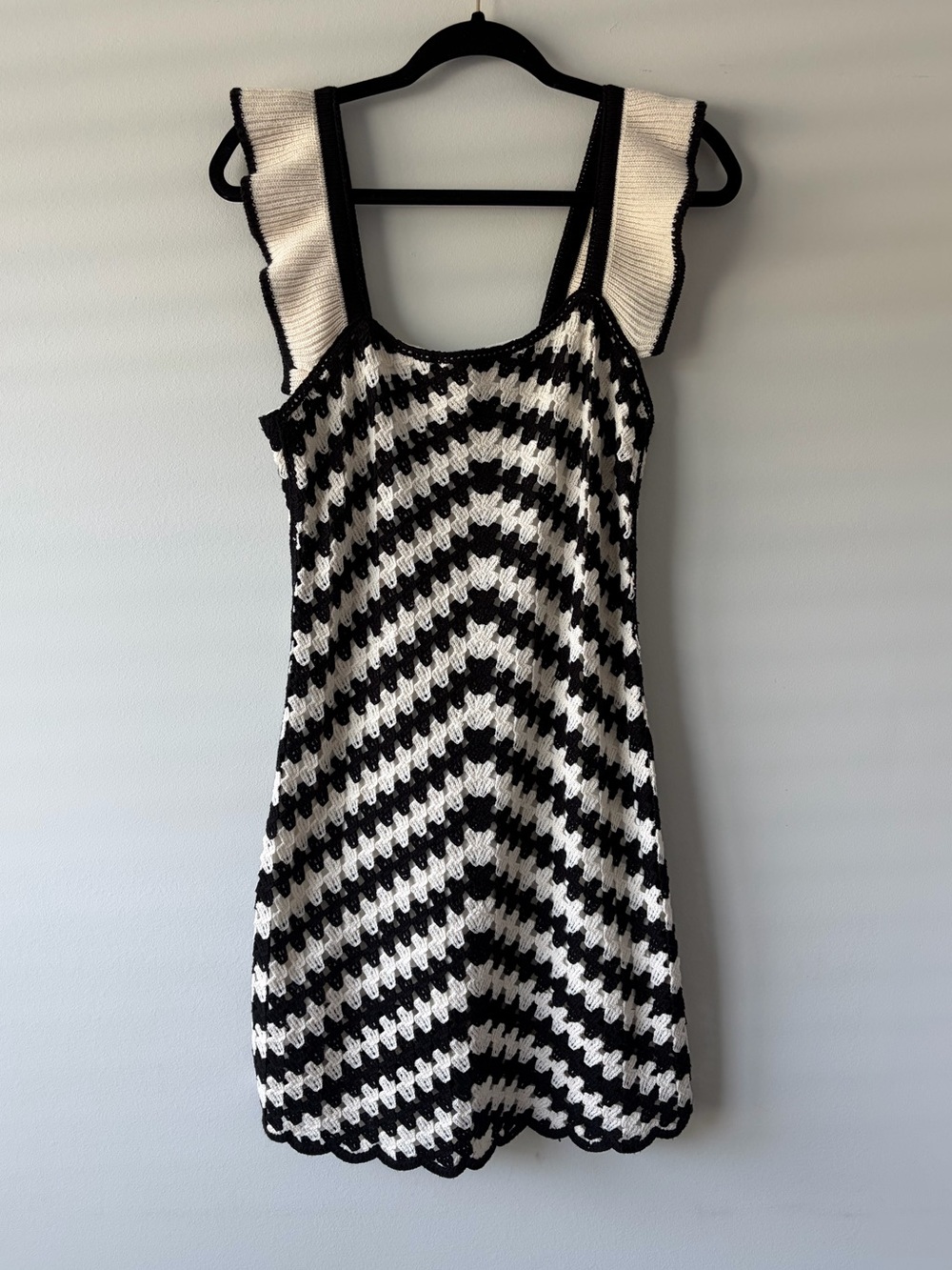 Saltwater Luxe Crochet Knit Mini Dress Small Black Ivory Scallop Boho Coastal